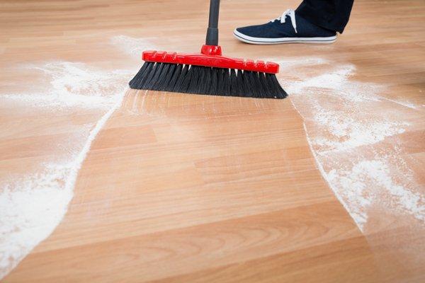 best broom for hardwood floors and pet hair