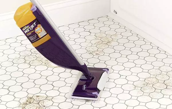 Swiffer WetJetスプレーモップ